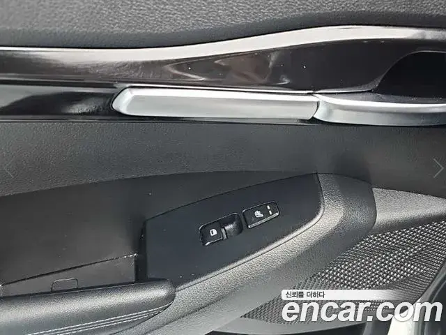 Kia Seltos 2020 — ფოტო 12/19