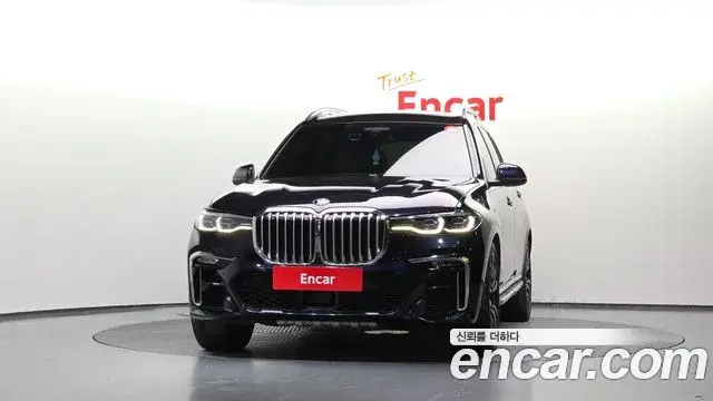 BMW X7 2022 — Фото 3/20