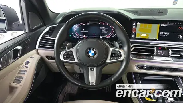 BMW X7 2022 — Фото 13/20