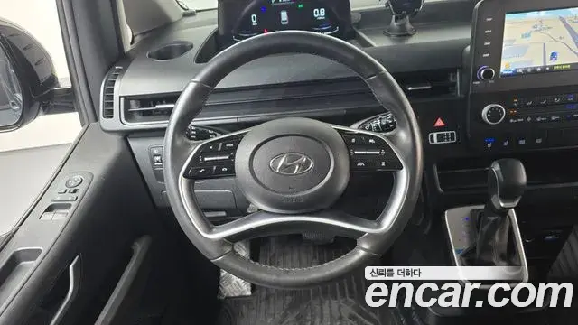 Hyundai Staria 2023 — Фото 12/20