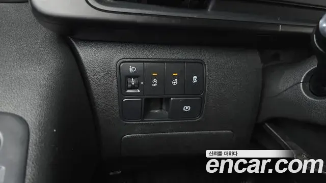 Hyundai Staria 2023 — Фото 16/20