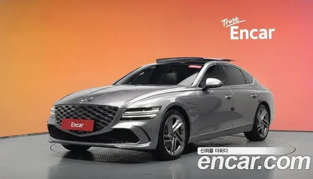 Genesis Electrified G80 2025 — Фото 1/20