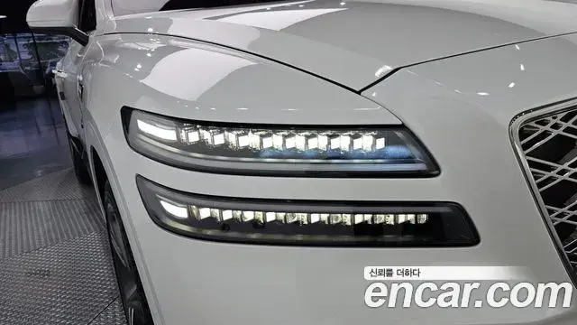 Genesis GV80 2023 — ფოტო 7/40