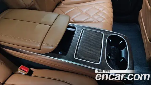 Genesis GV80 2023 — ფოტო 20/40