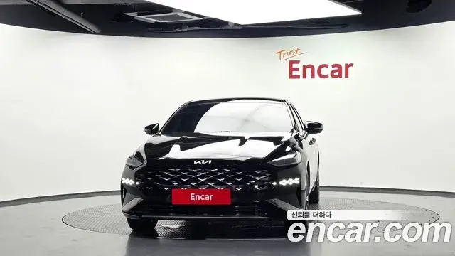 Kia K8 2022 — Photo 8/35