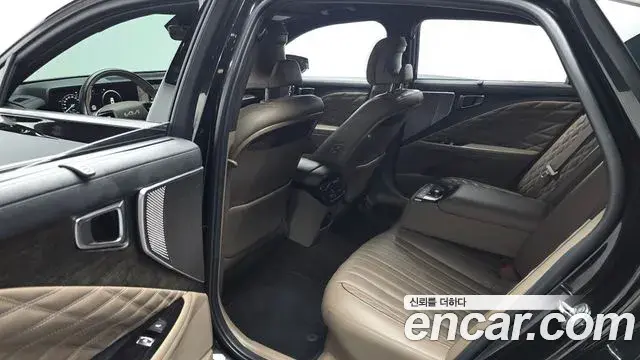 Kia K8 2022 — Photo 13/35