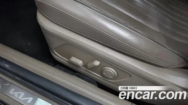 Kia K8 2022 — Photo 29/35