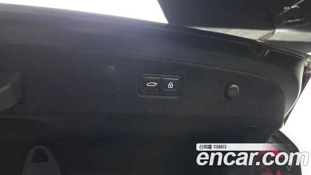 Kia K8 2022 — Photo 33/35