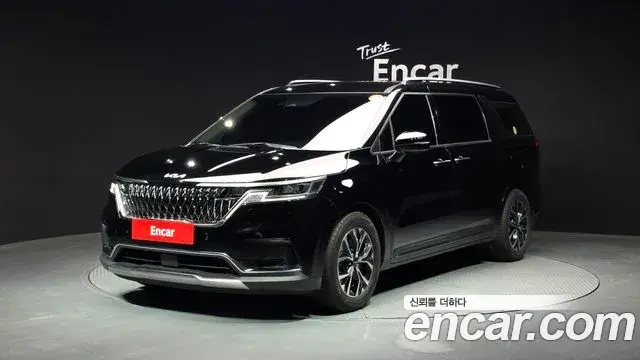 Kia Carnival 2022 — Photo 1/20