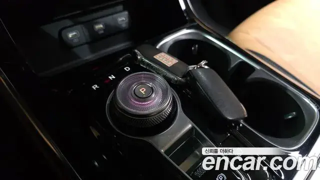 Kia Carnival 2022 — Photo 9/20