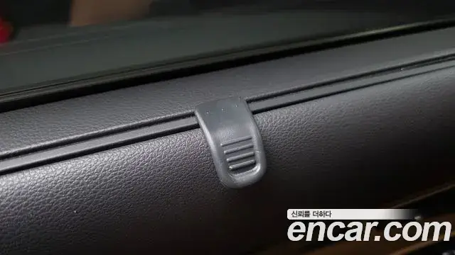 Kia Carnival 2022 — Photo 17/20