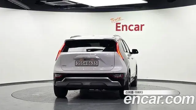 Kia Niro 2022 — Şəkil 6/31