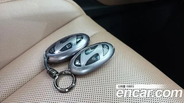 Hyundai Grandeur 2023 — Фото 19/20