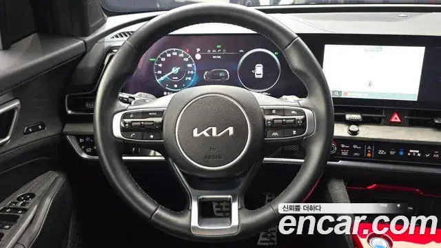 Kia Sportage 2024 — Фото 13/20
