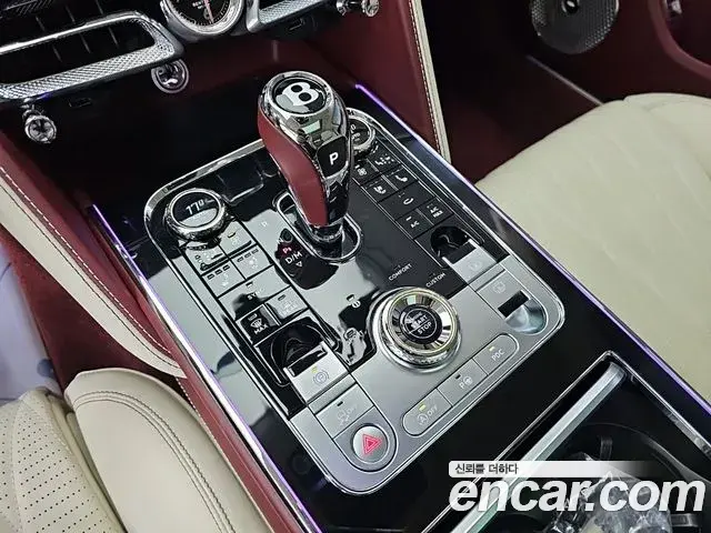 Bentley Flying Spur 2023 — Şəkil 6/20