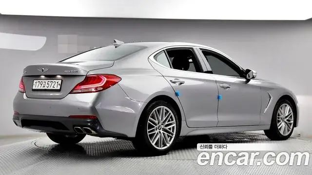 Genesis G70 2019 — Şəkil 9/20