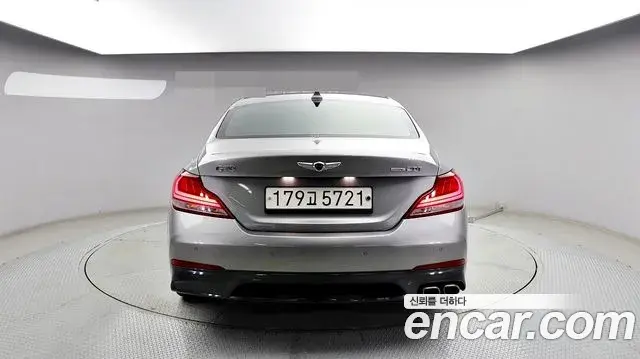 Genesis G70 2019 — Şəkil 14/20