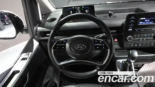 Hyundai Staria 2021 — Фото 13/20