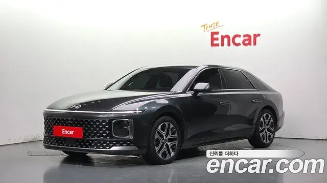 Hyundai Grandeur 2023 — Фото 1/20