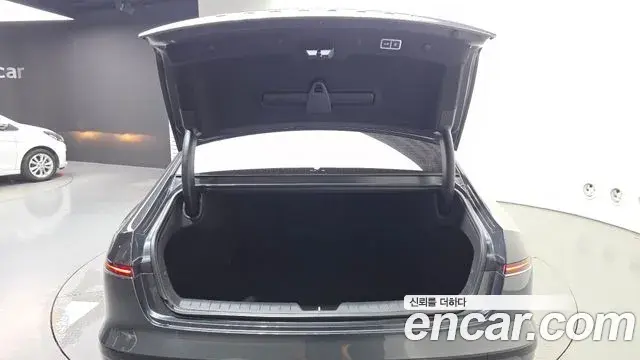 Hyundai Grandeur 2023 — Фото 20/20