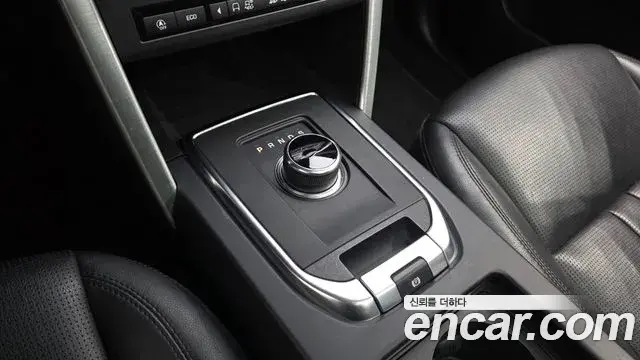 Land Rover Discovery Sport 2019 — Photo 25/31