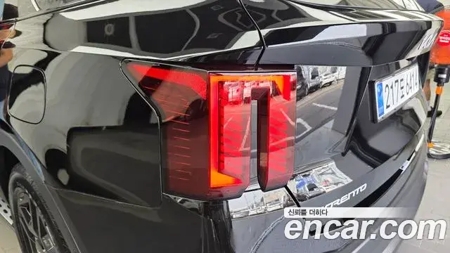 Kia Sorento 2025 — Şəkil 25/35