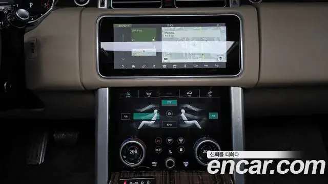 Land Rover Range Rover 2018 — Şəkil 32/35