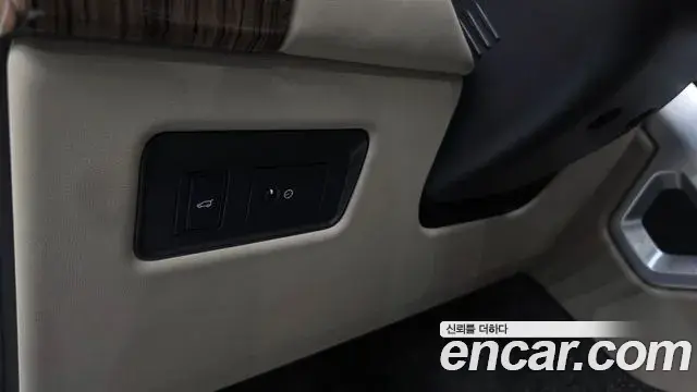 Land Rover Range Rover 2018 — Şəkil 34/35