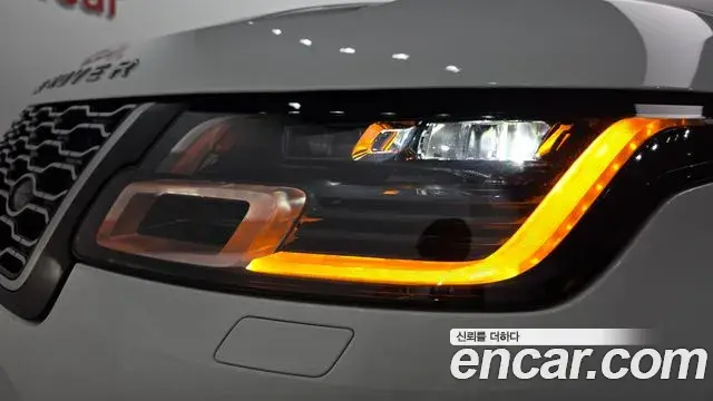 Land Rover Range Rover 2018 — Şəkil 7/35
