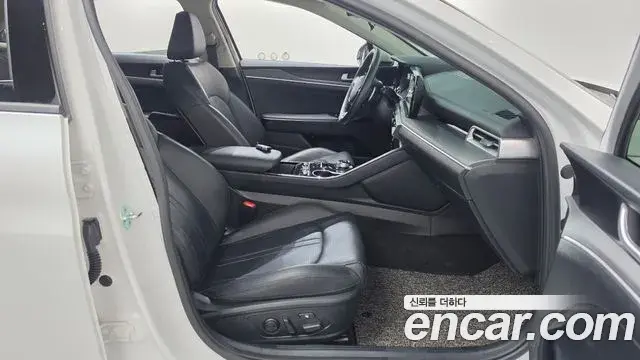 Kia K5 2022 — Photo 29/38