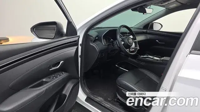 Hyundai The New Tucson 2021 — Фото 10/20