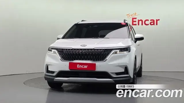 Kia Carnival 2021 — Фото 3/20