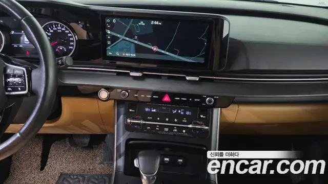 Kia Carnival 2021 — Фото 14/20