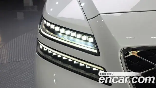 Genesis GV80 Coupe 2024 — ფოტო 30/35
