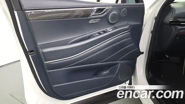 Genesis GV80 Coupe 2024 — ფოტო 23/35