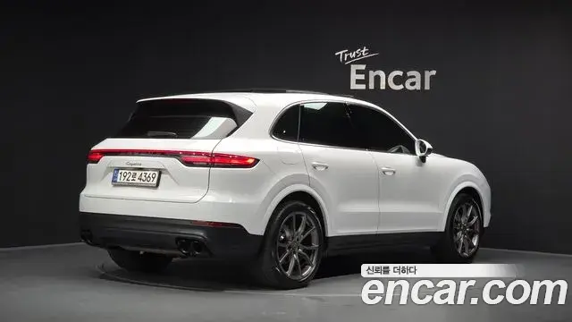 Porsche Cayenne 2019 — Photo 5/35
