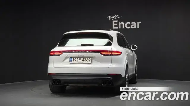 Porsche Cayenne 2019 — Photo 33/35