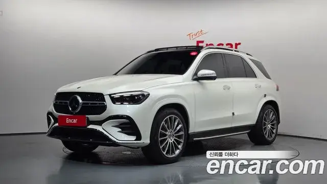 Mercedes-Benz GLE-Class 2024 — Фото 1/20