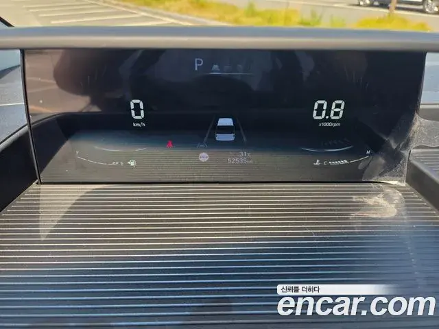 Hyundai Staria 2022 — Фото 7/20
