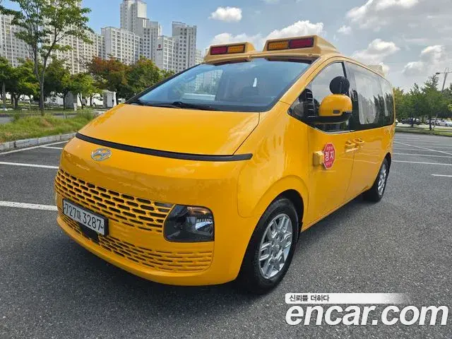 Hyundai Staria 2022 — Фото 18/20