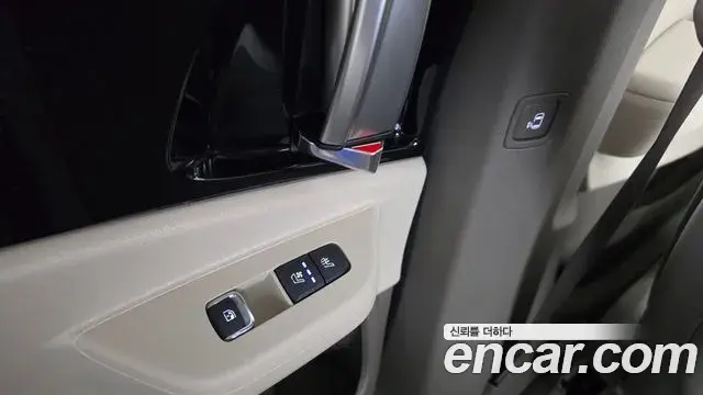 Kia Carnival 2026 — ფოტო 16/34