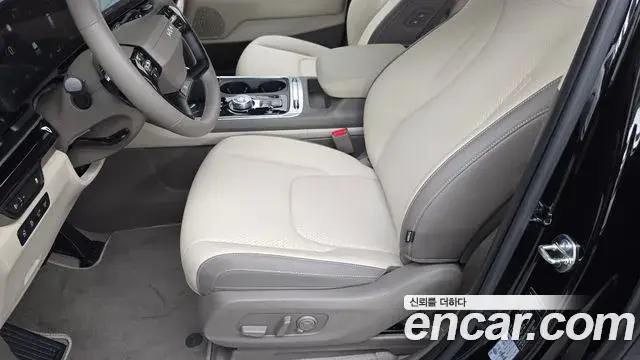 Kia Carnival 2026 — ფოტო 2/34