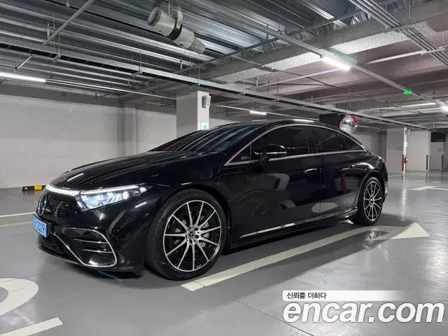Mercedes-Benz EQS 2023 — Photo 5/17