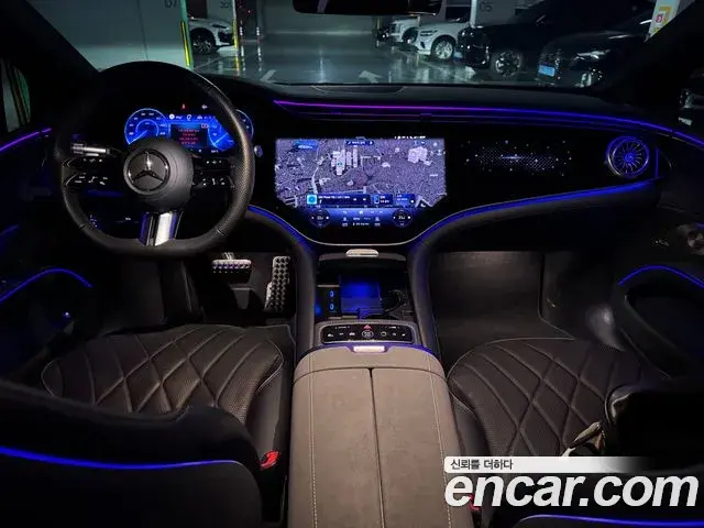 Mercedes-Benz EQS 2023 — Photo 7/17