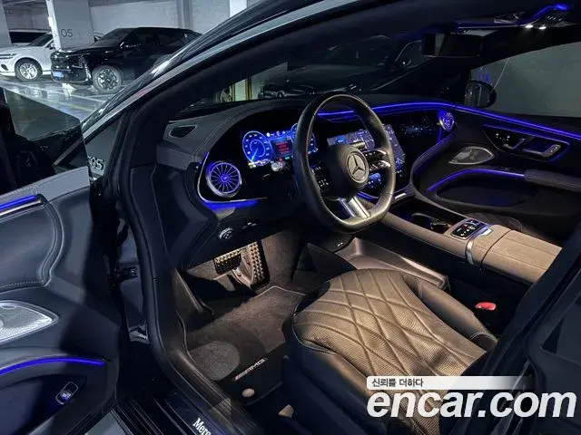 Mercedes-Benz EQS 2023 — Photo 4/17