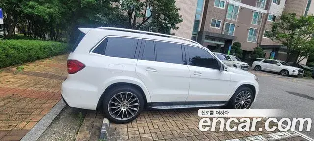 Mercedes-Benz GLS-Class 2019 — Фото 2/12