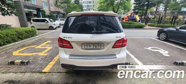 Mercedes-Benz GLS-Class 2019 — Фото 4/12