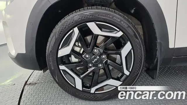 Kia Seltos 2024 — Photo 30/34