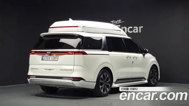 Kia Carnival 2021 — Фото 1/20