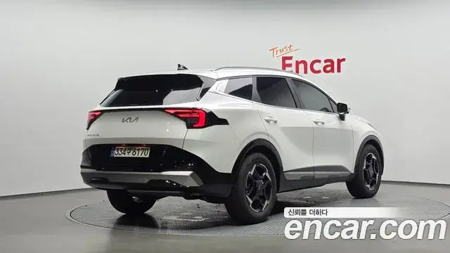 Kia Sportage 2025 — ფოტო 16/20